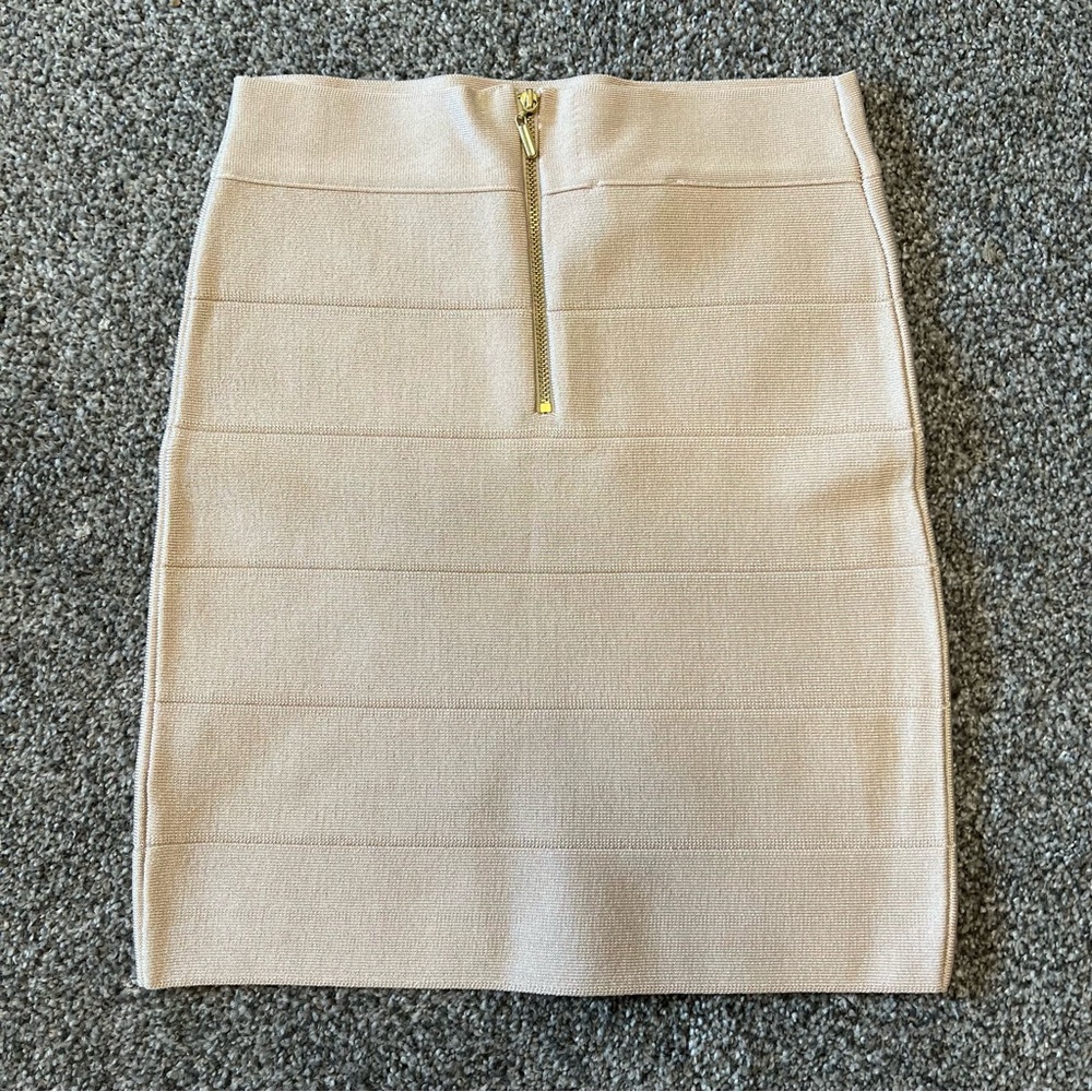 Bebe Beige Bandage Mini Skirt Size Small Bodycon Stretch Knit Sexy Neutral Skirt - Picture 3 of 9